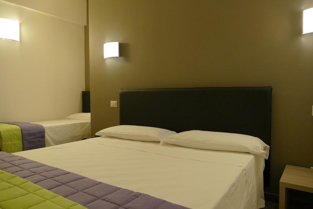 Hotel Desiree San Benedetto del Tronto Zewnętrze zdjęcie