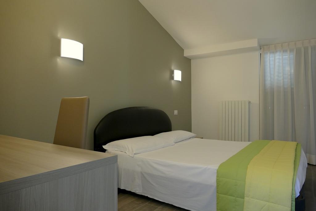 Hotel Desiree San Benedetto del Tronto Zewnętrze zdjęcie