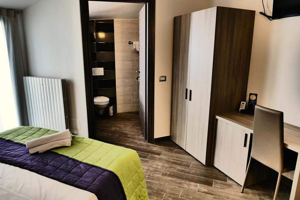 Hotel Desiree San Benedetto del Tronto Zewnętrze zdjęcie