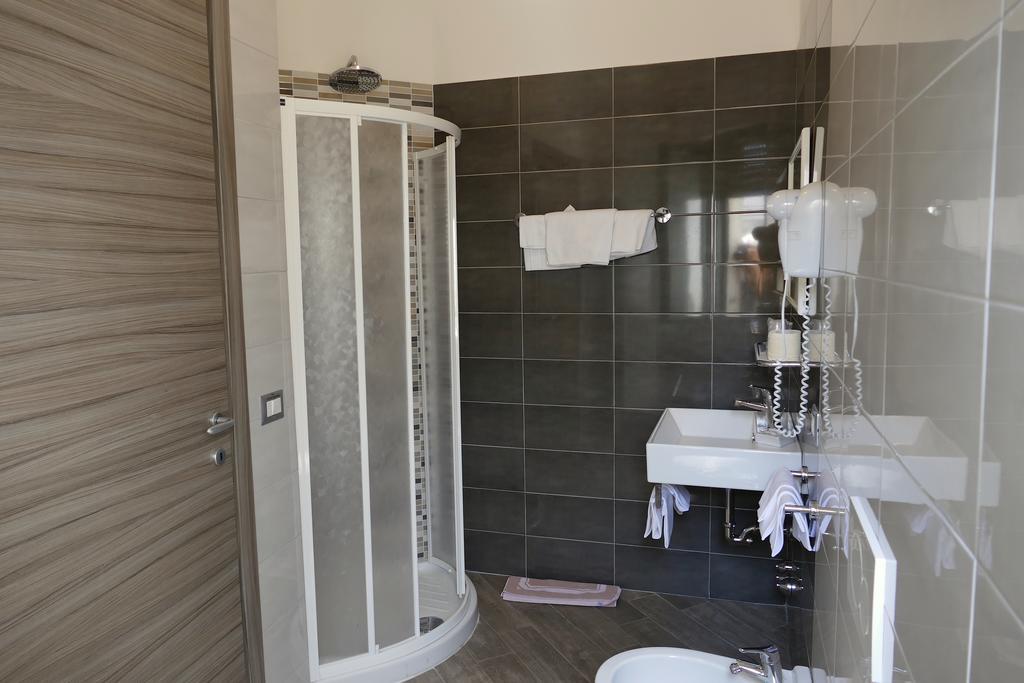 Hotel Desiree San Benedetto del Tronto Zewnętrze zdjęcie