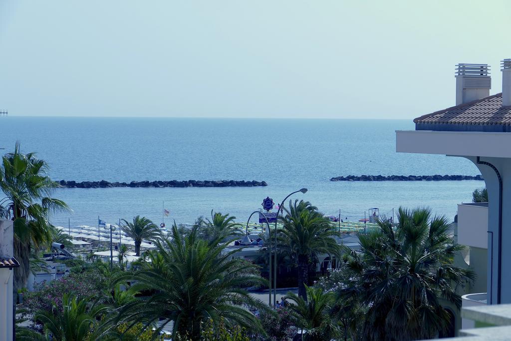 Hotel Desiree San Benedetto del Tronto Zewnętrze zdjęcie