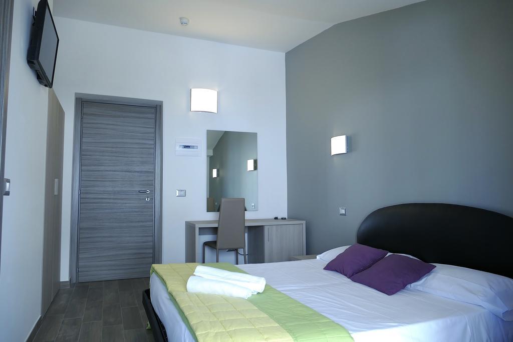 Hotel Desiree San Benedetto del Tronto Zewnętrze zdjęcie