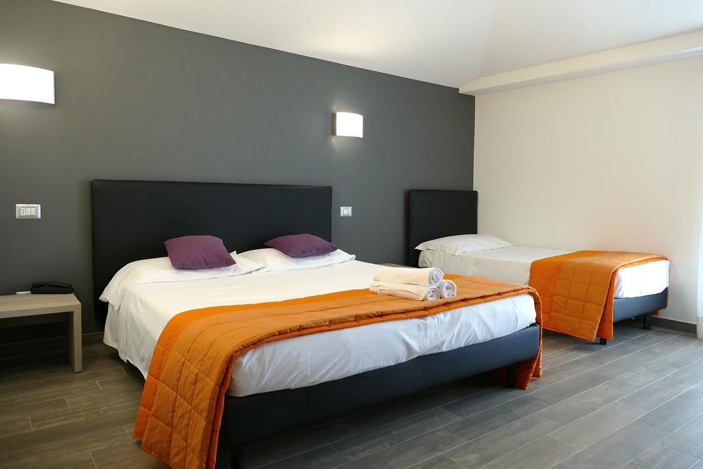 Hotel Desiree San Benedetto del Tronto Zewnętrze zdjęcie